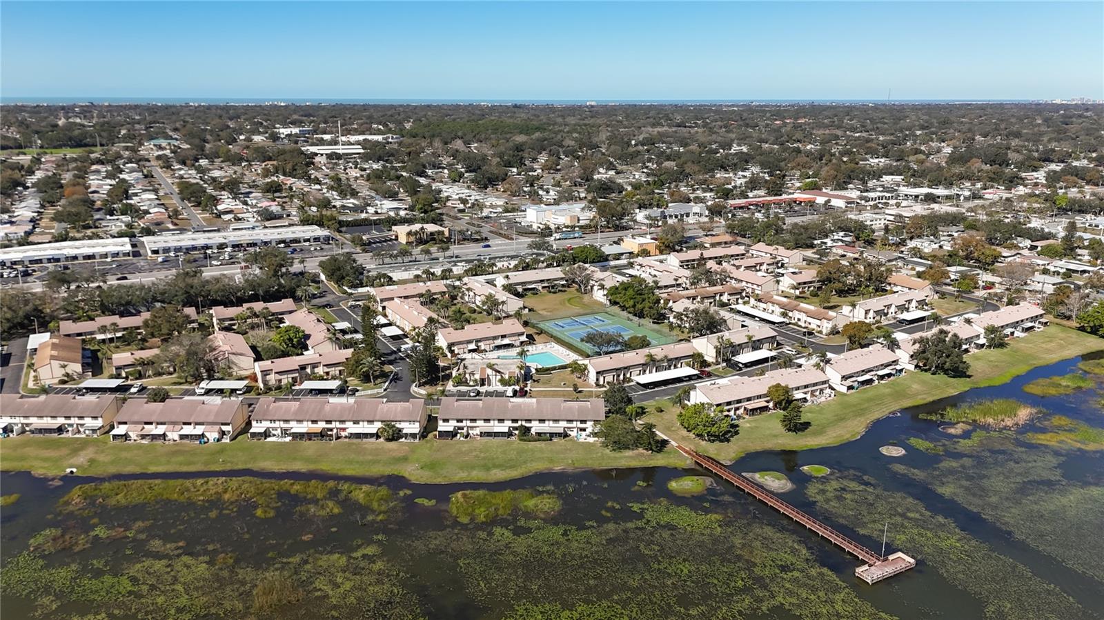 TOWNHOMES OF LAKE SEMINOLE - Residential