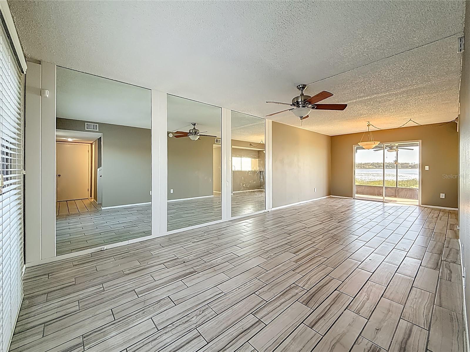TOWNHOMES OF LAKE SEMINOLE - Residential