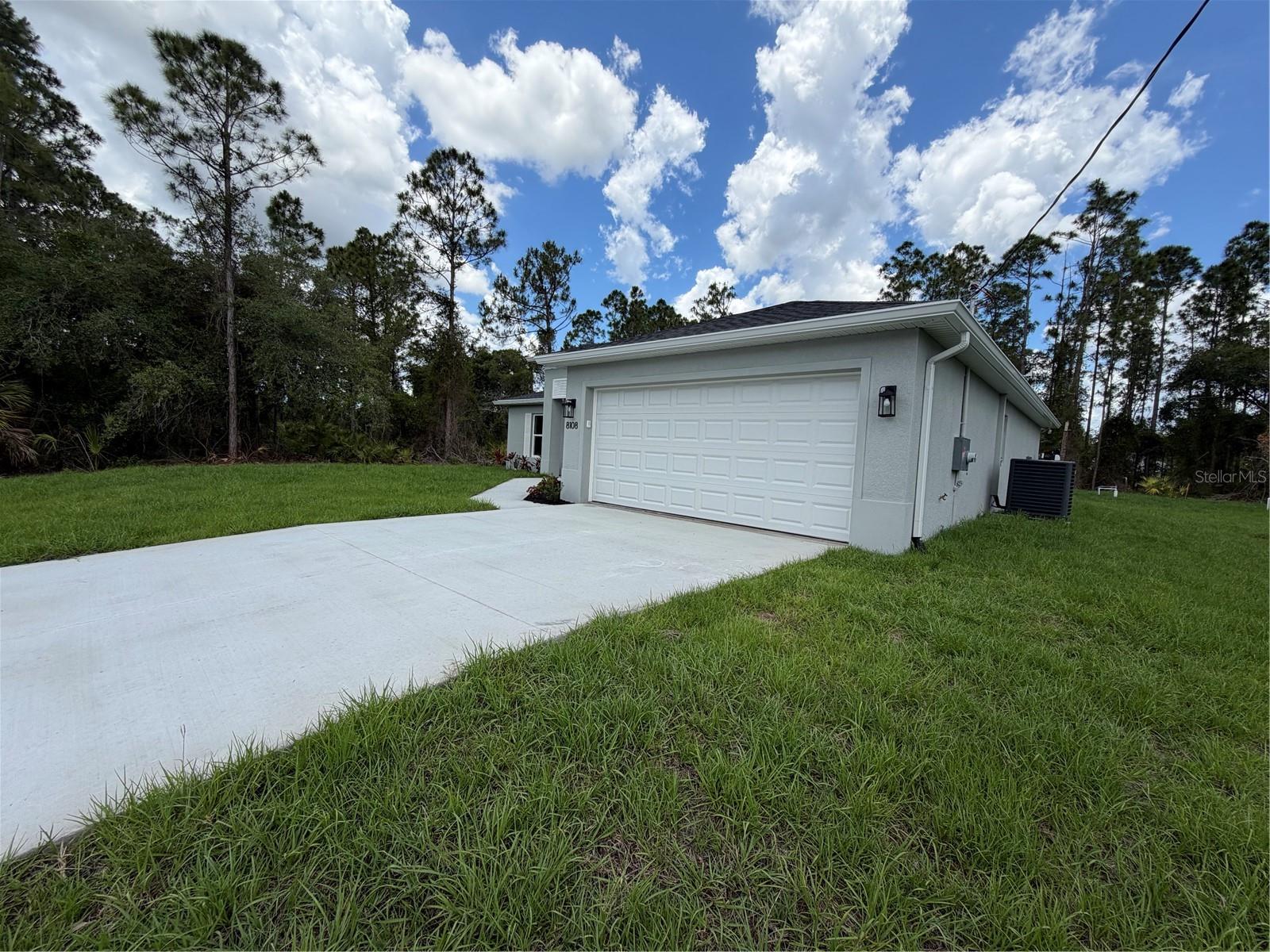 1573 - PORT CHARLOTTE SUB 26 - Residential