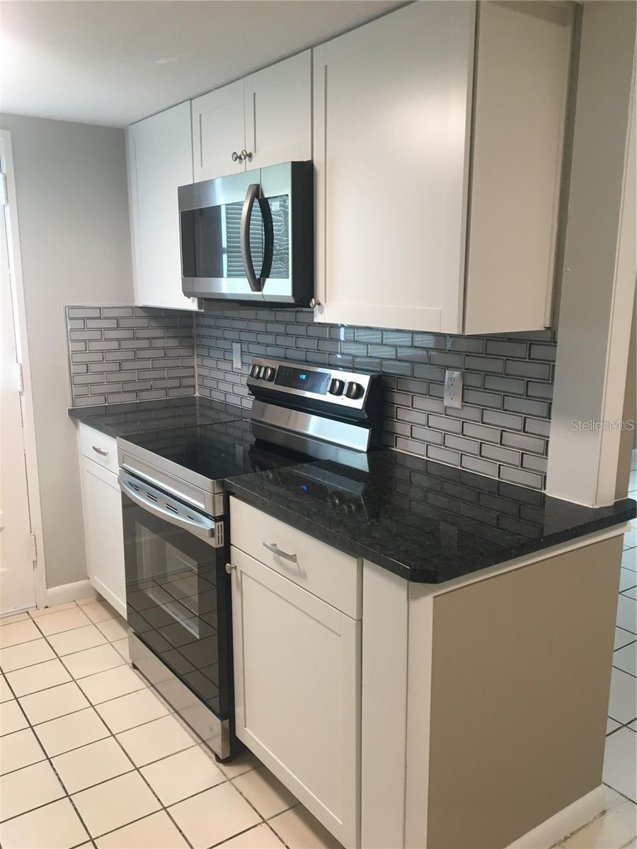WASHINGTON SQUARE AT CLEARWATER CONDO - Residential