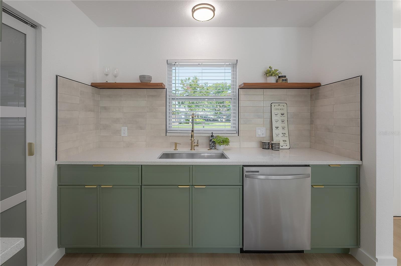 GUERNSEY ESTATES ADD - Residential