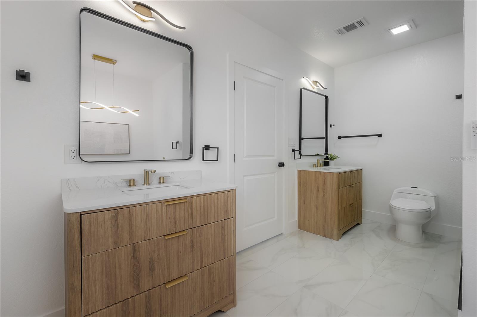 GUERNSEY ESTATES ADD - Residential