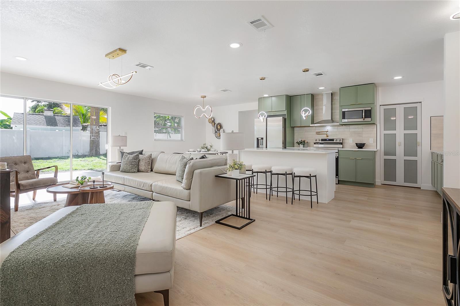 GUERNSEY ESTATES ADD - Residential
