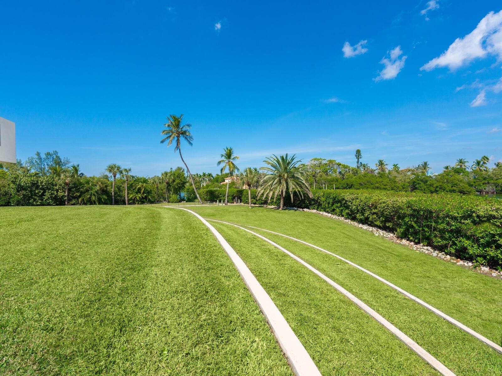 LONGBOAT KEY - Residential