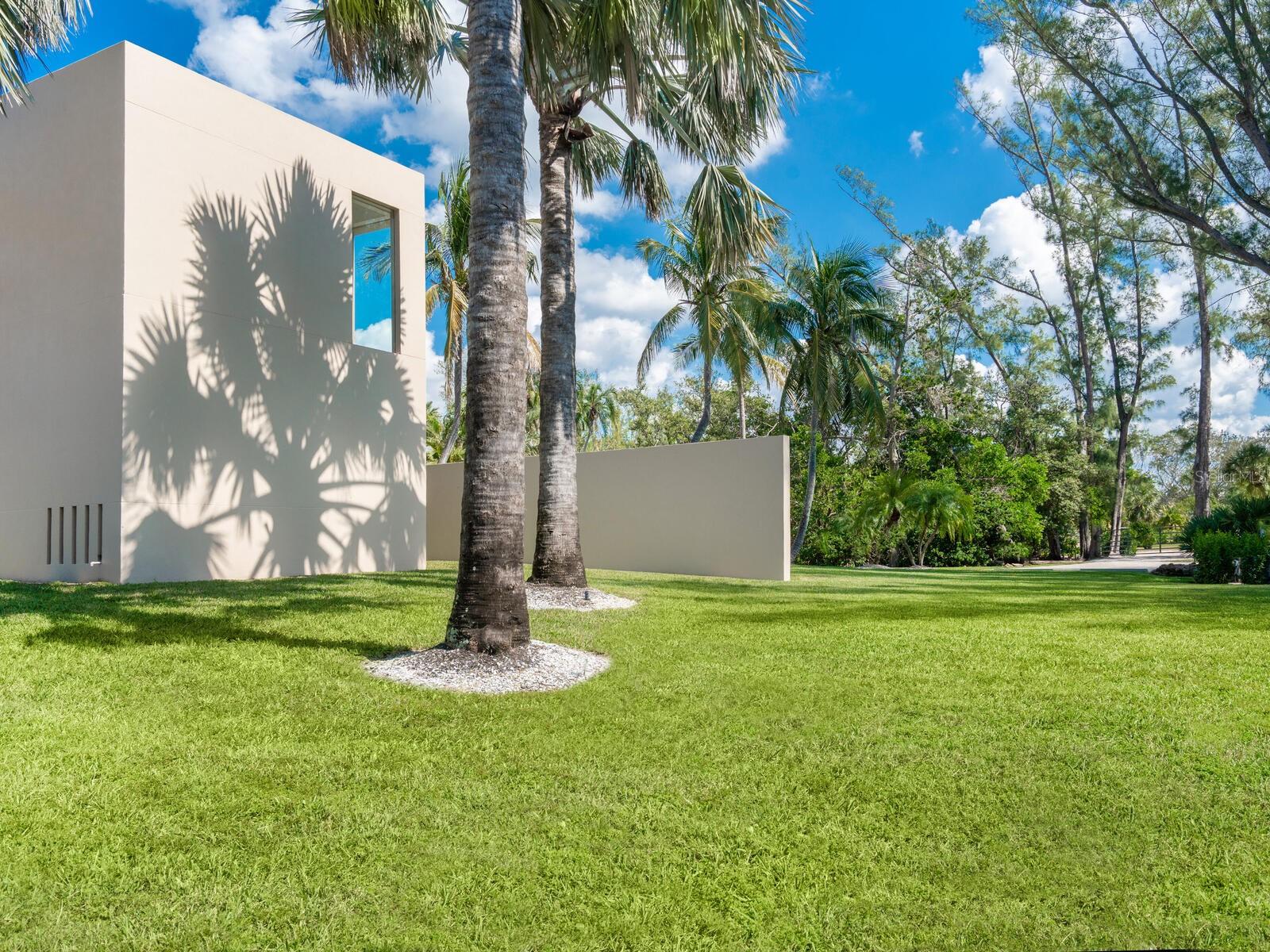 LONGBOAT KEY - Residential