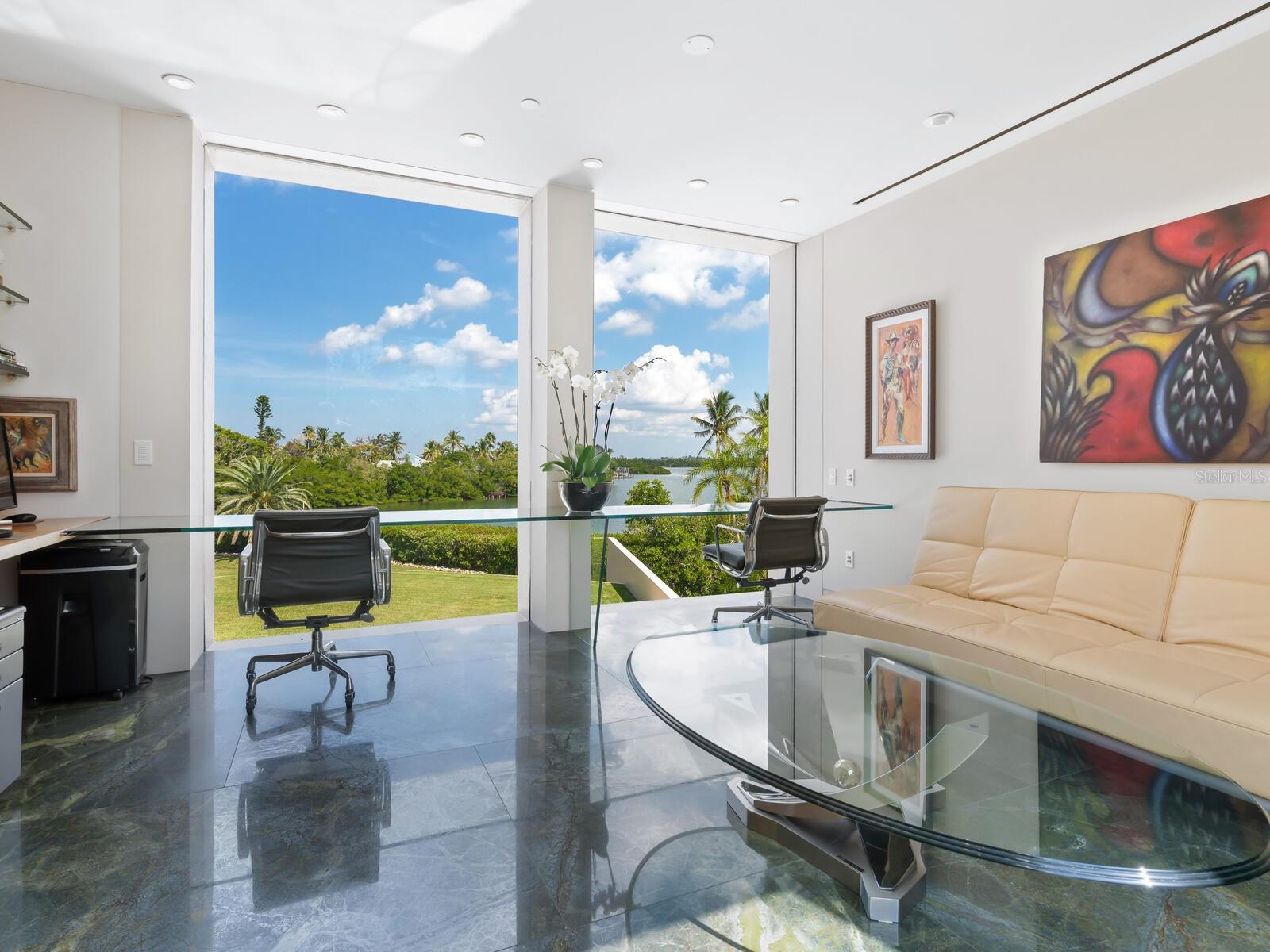 LONGBOAT KEY - Residential