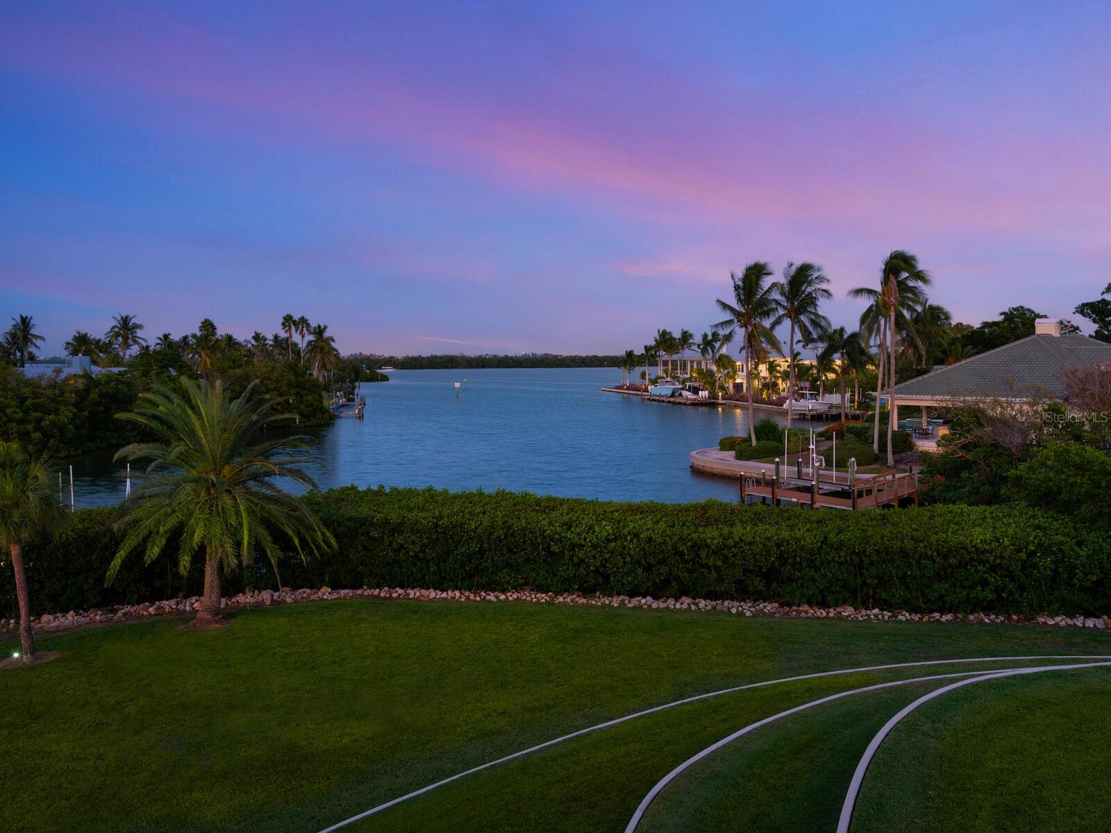 LONGBOAT KEY - Residential