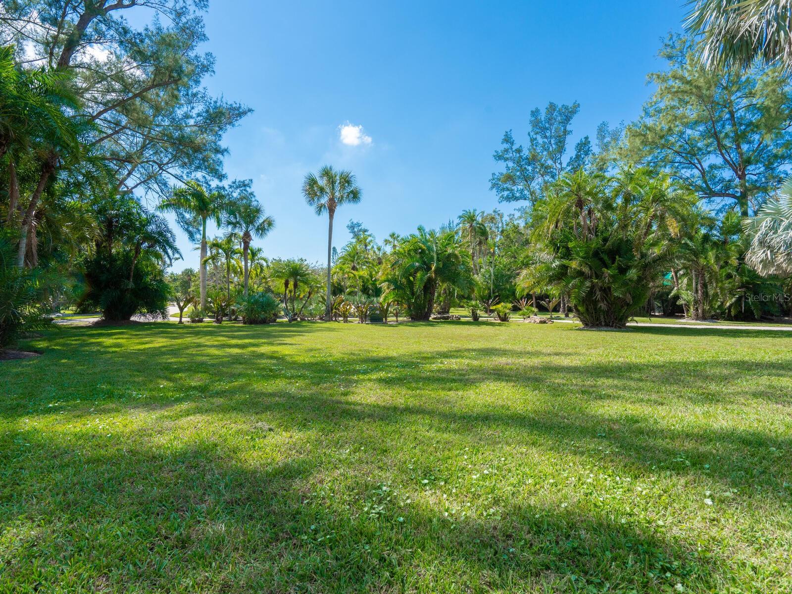 LONGBOAT KEY - Residential