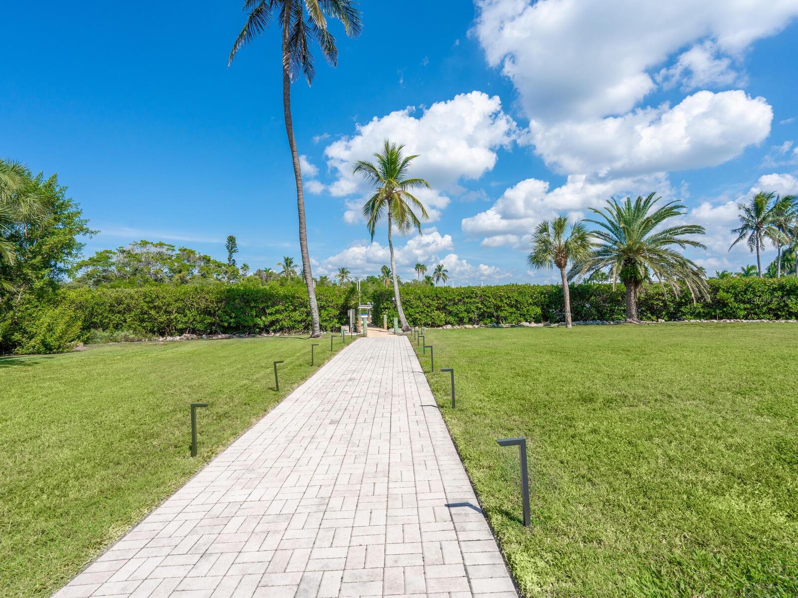 LONGBOAT KEY - Residential