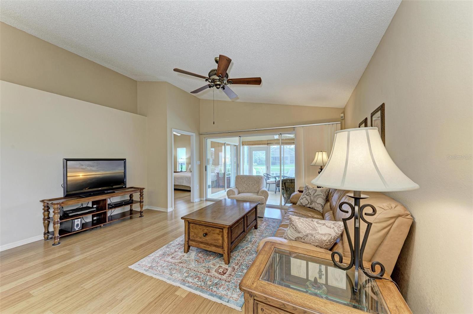 PINEHURST VILLAGE SEC 1 PH C - Residential Lease