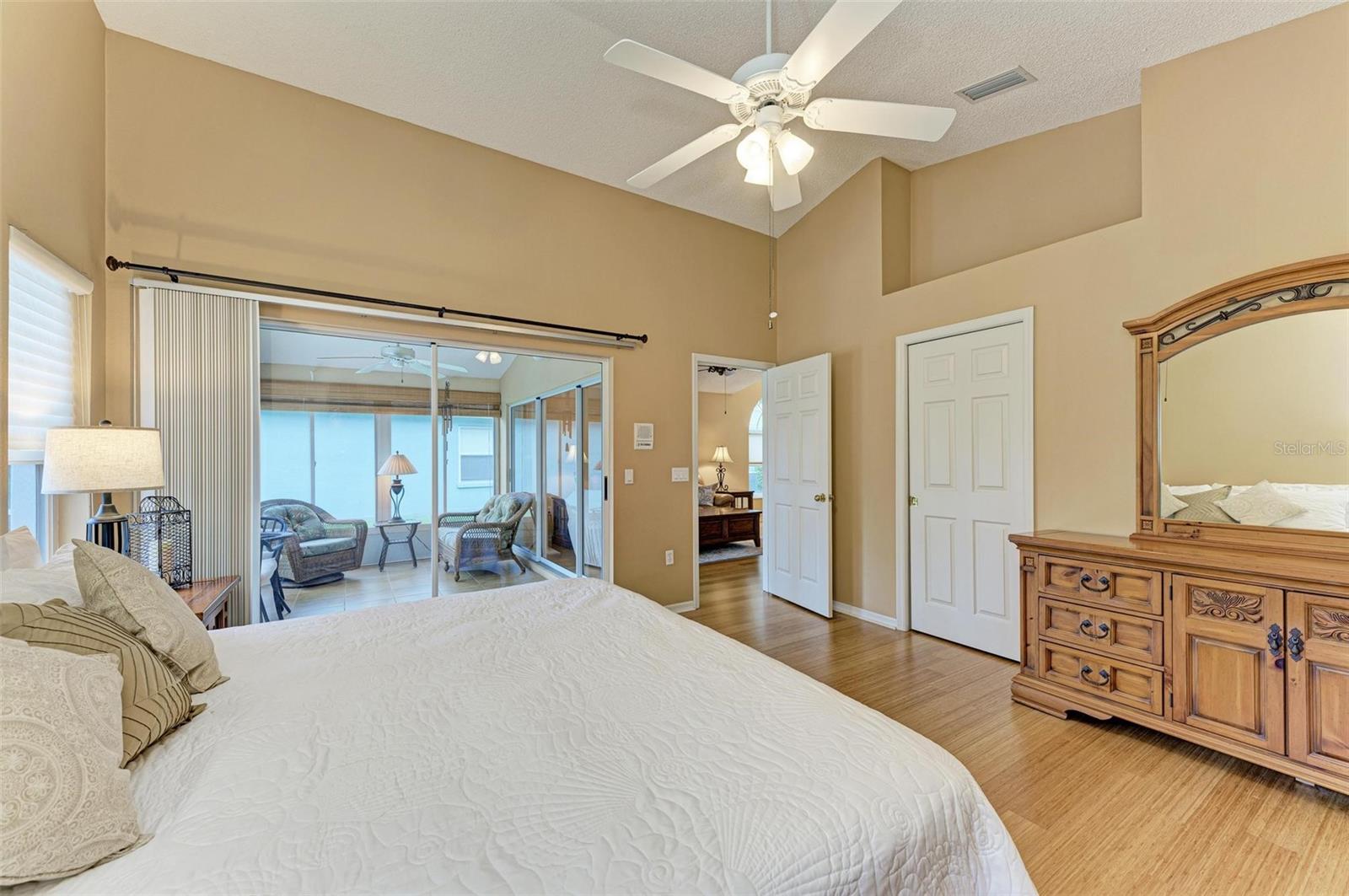 PINEHURST VILLAGE SEC 1 PH C - Residential Lease