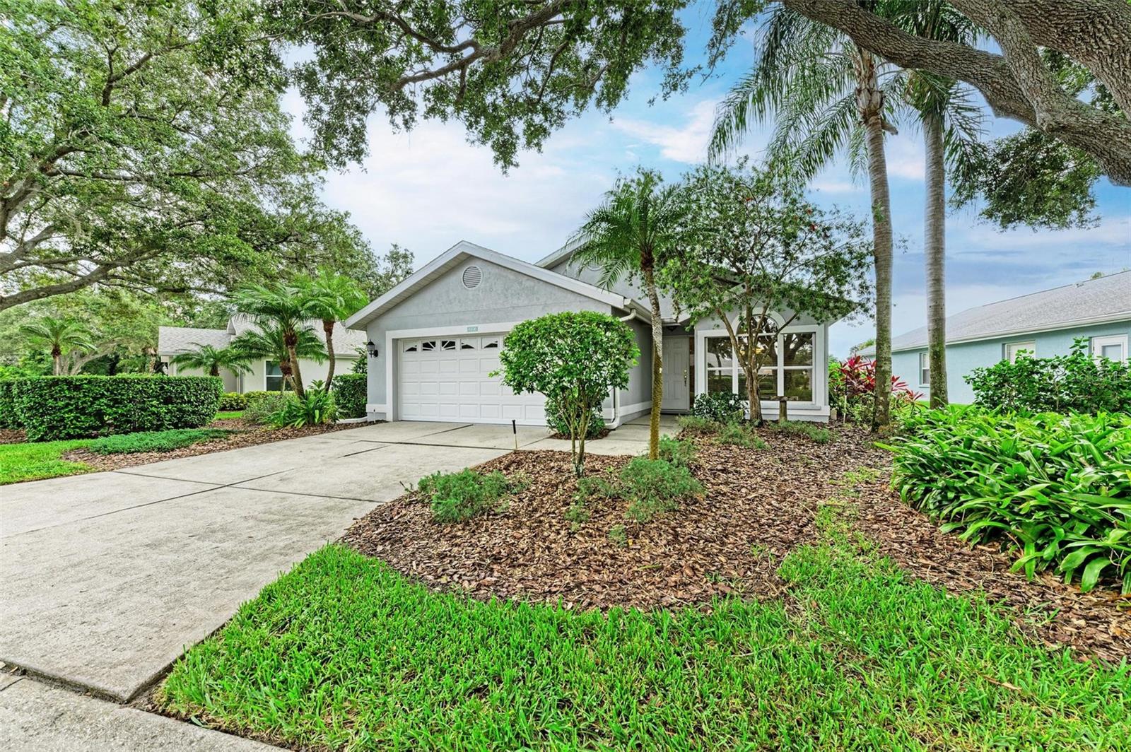 PINEHURST VILLAGE SEC 1 PH C - Residential Lease