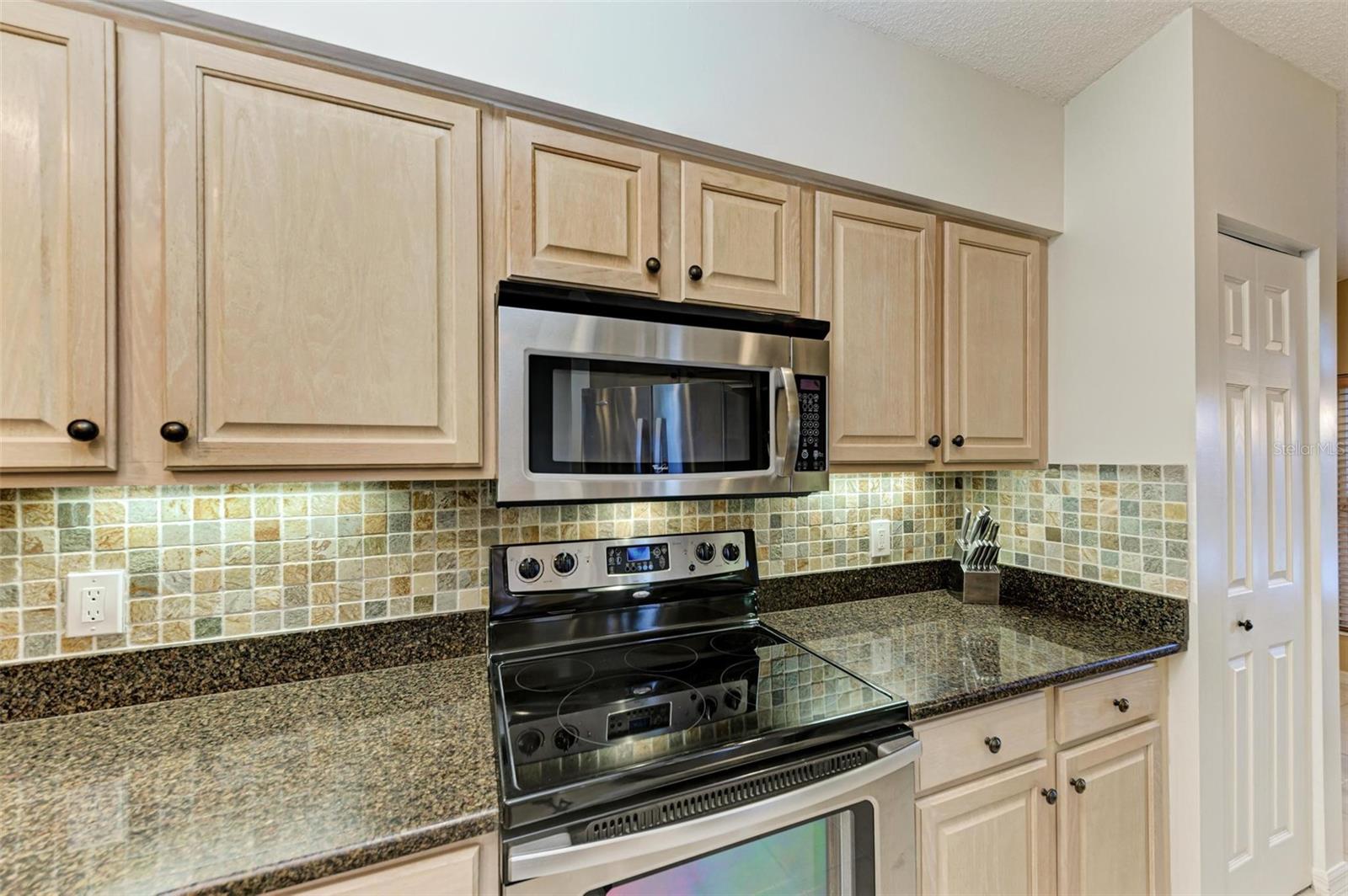 PINEHURST VILLAGE SEC 1 PH C - Residential Lease
