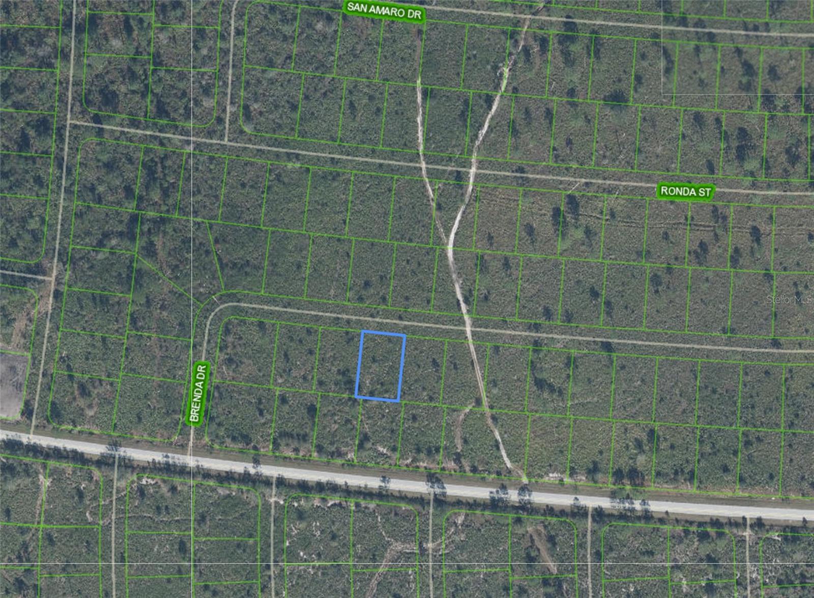 Great opportunity to invest in residential land in the growing community of Sebring. This parcel is located in an area experiencing steady development and new construction, making it ideal for future building or long-term land investment. Conveniently located near shopping, dining, schools, medical facilities, and outdoor recreation. As development continues throughout Highlands County and Sun N Lakes, opportunities to purchase land in expanding areas are becoming more limited.

Platted subdivision with ongoing development; some roads may be unpaved. Buyers are encouraged to verify access and exact location prior to visiting the property.