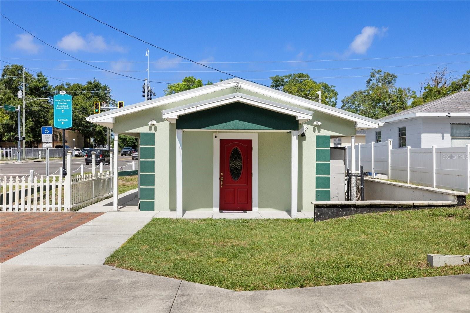 BEACON SQUARE - Commercial Sale
