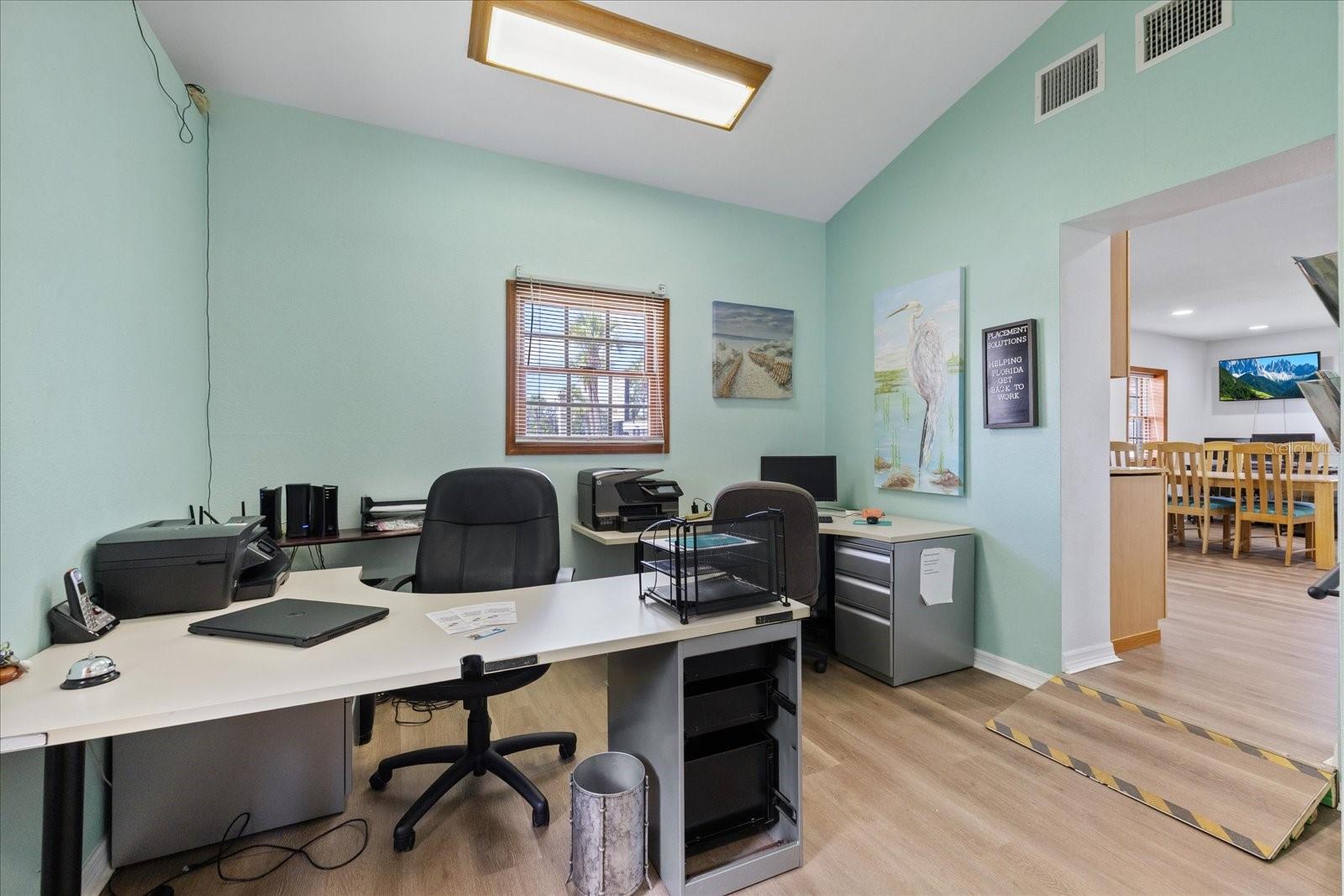 BEACON SQUARE - Commercial Sale