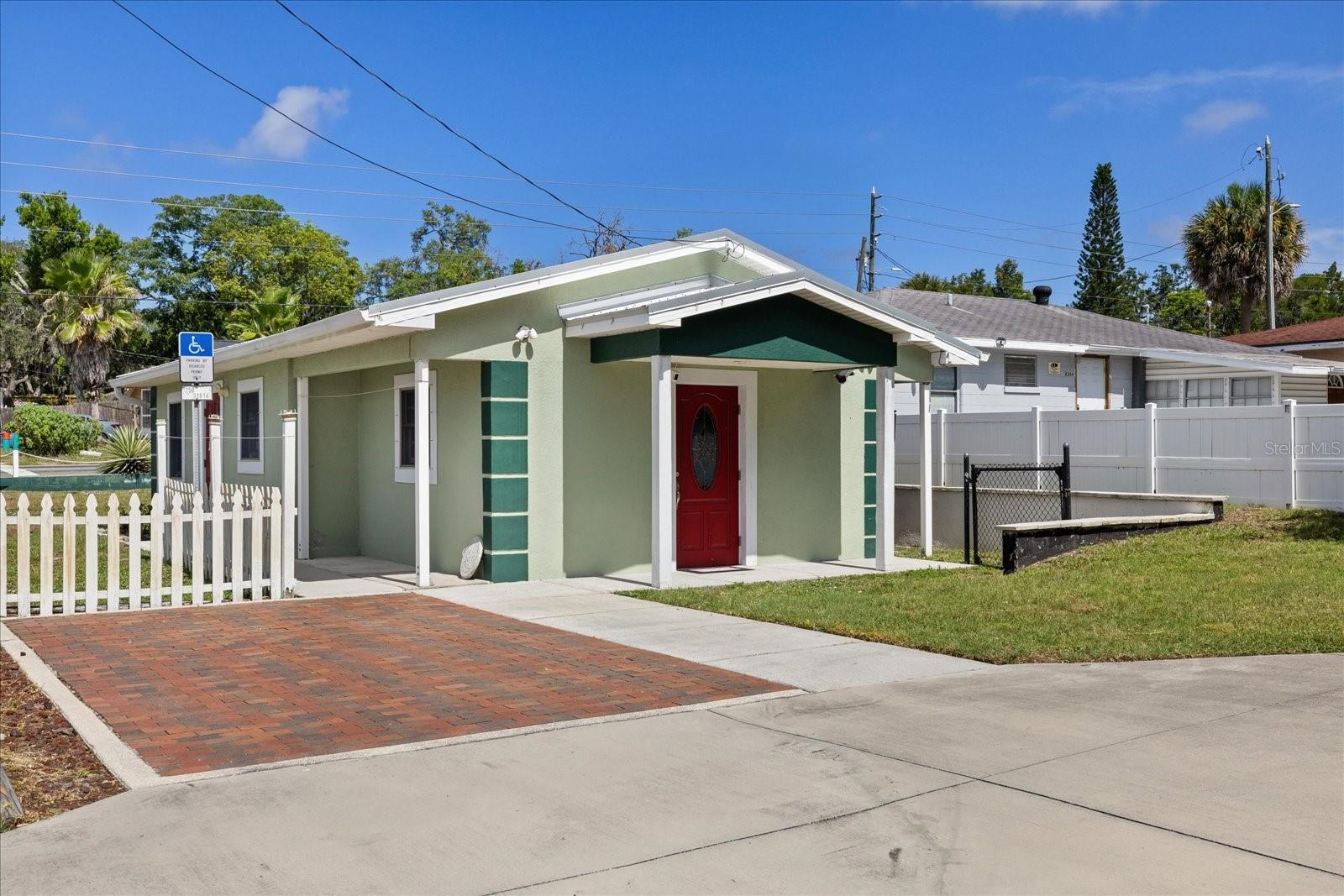 BEACON SQUARE - Commercial Sale