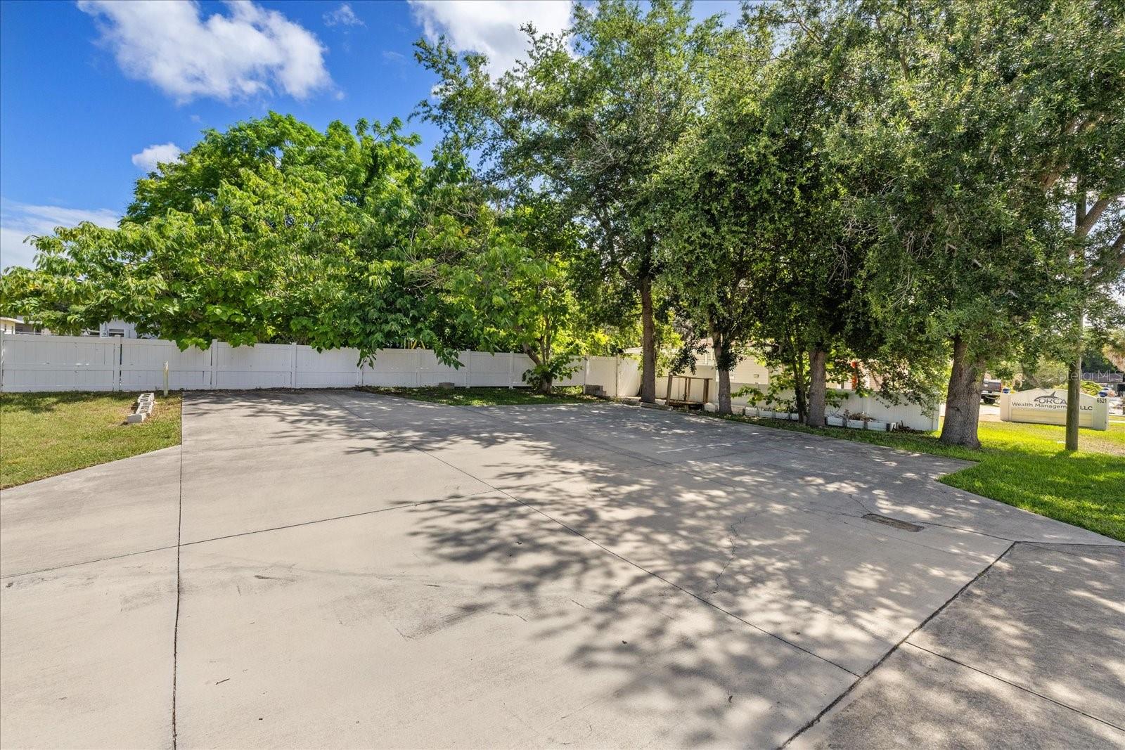 BEACON SQUARE - Commercial Sale