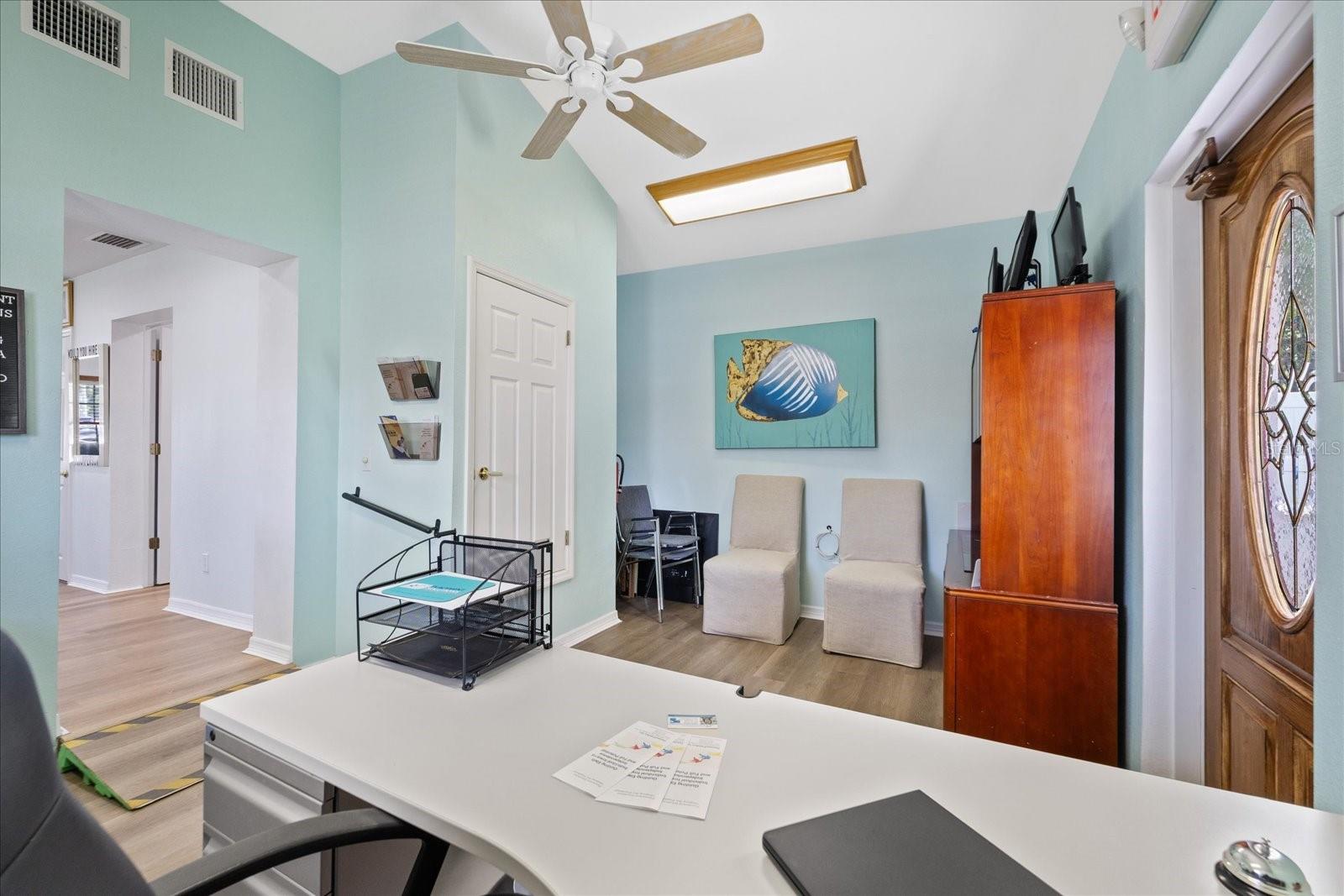 BEACON SQUARE - Commercial Sale