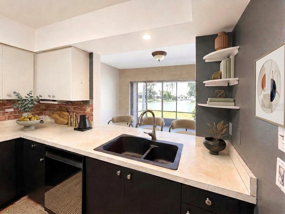 VENICE GARDENS UNIT 11 - Residential