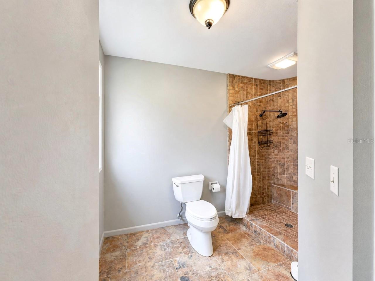 VENICE GARDENS UNIT 11 - Residential