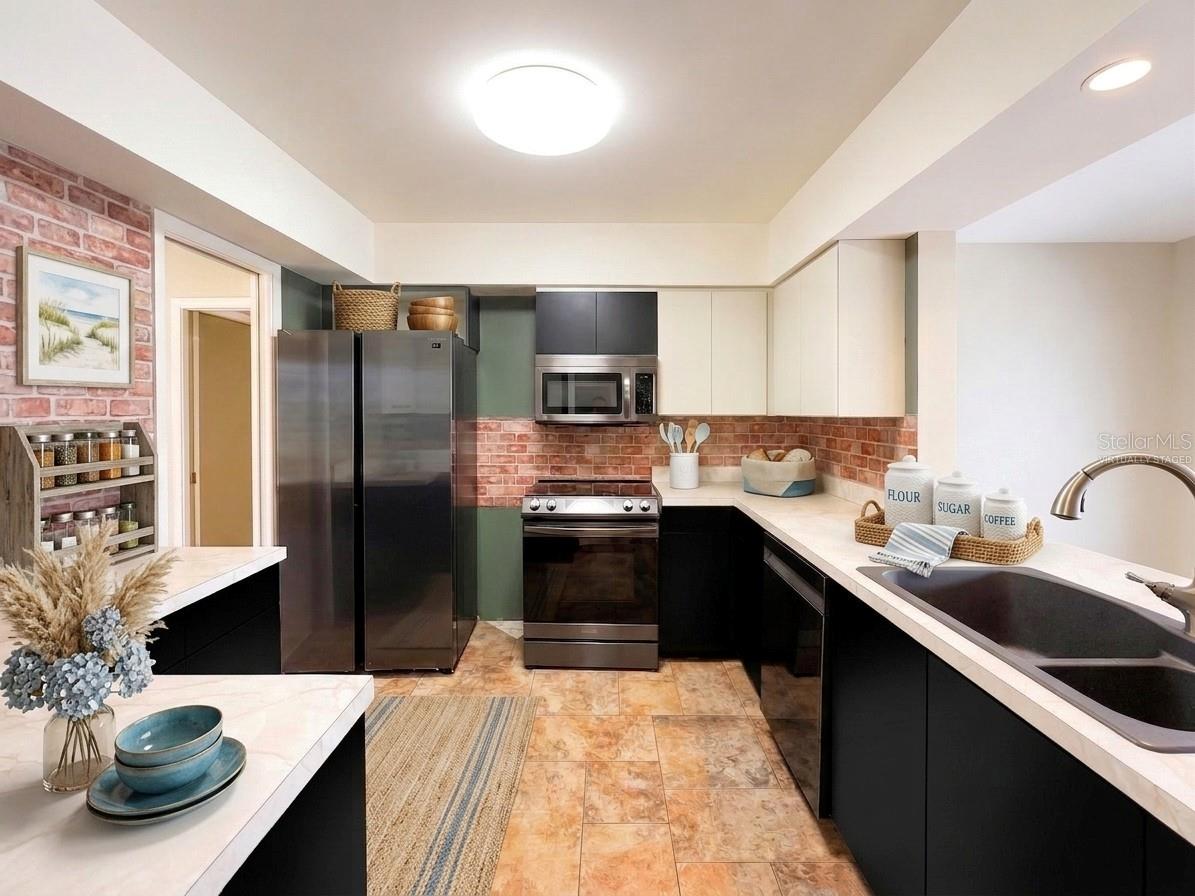 VENICE GARDENS UNIT 11 - Residential