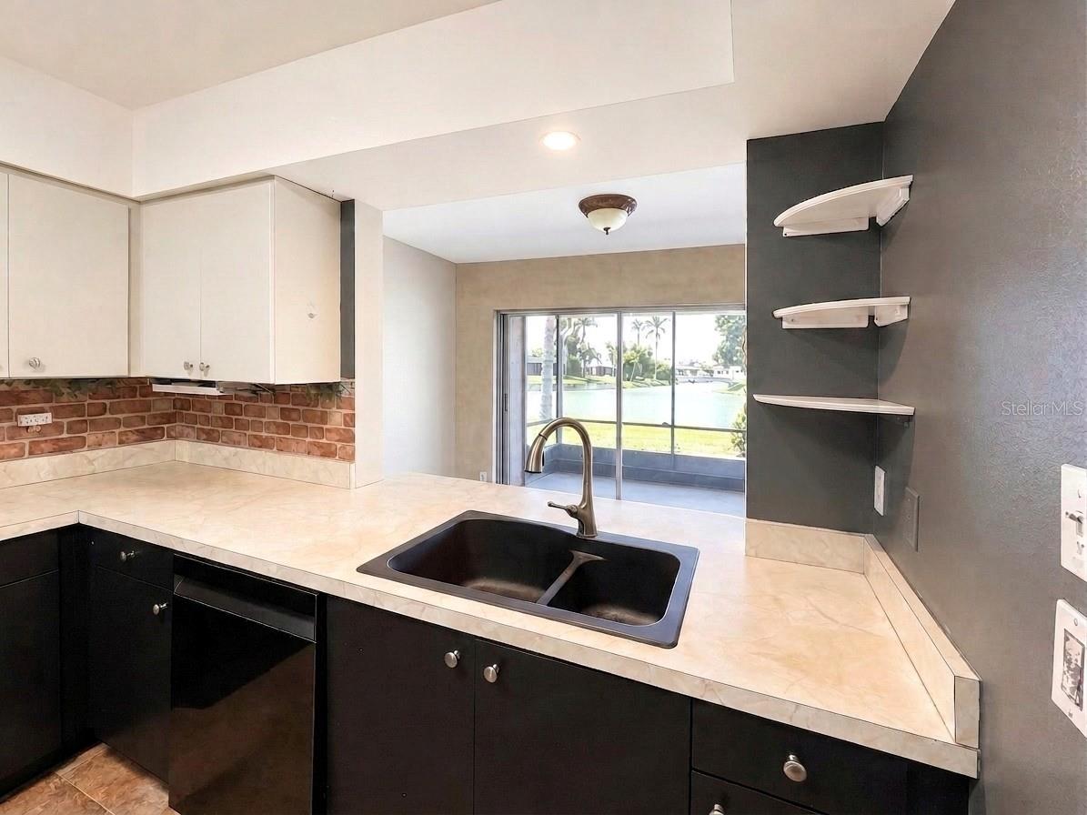 VENICE GARDENS UNIT 11 - Residential