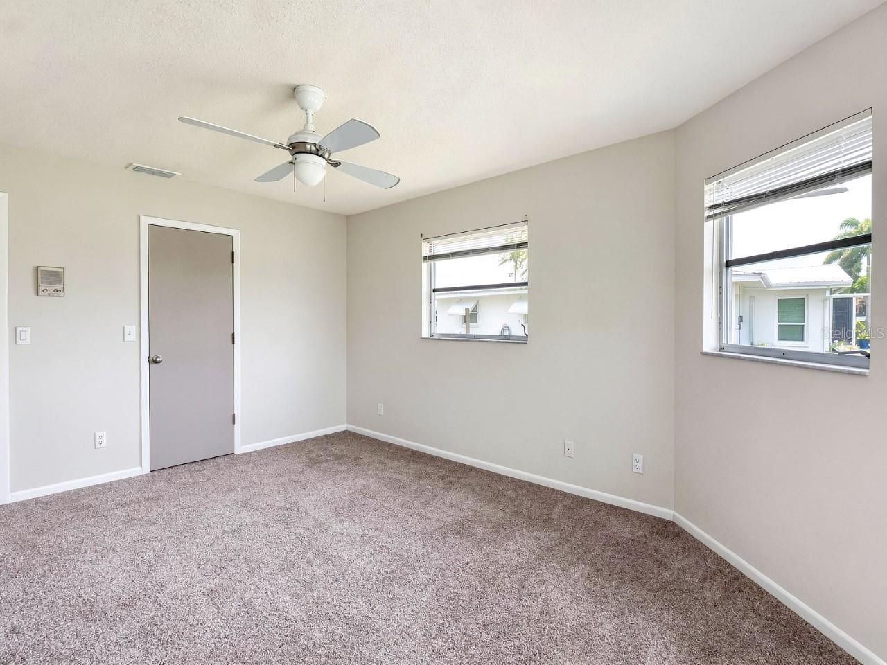 VENICE GARDENS UNIT 11 - Residential