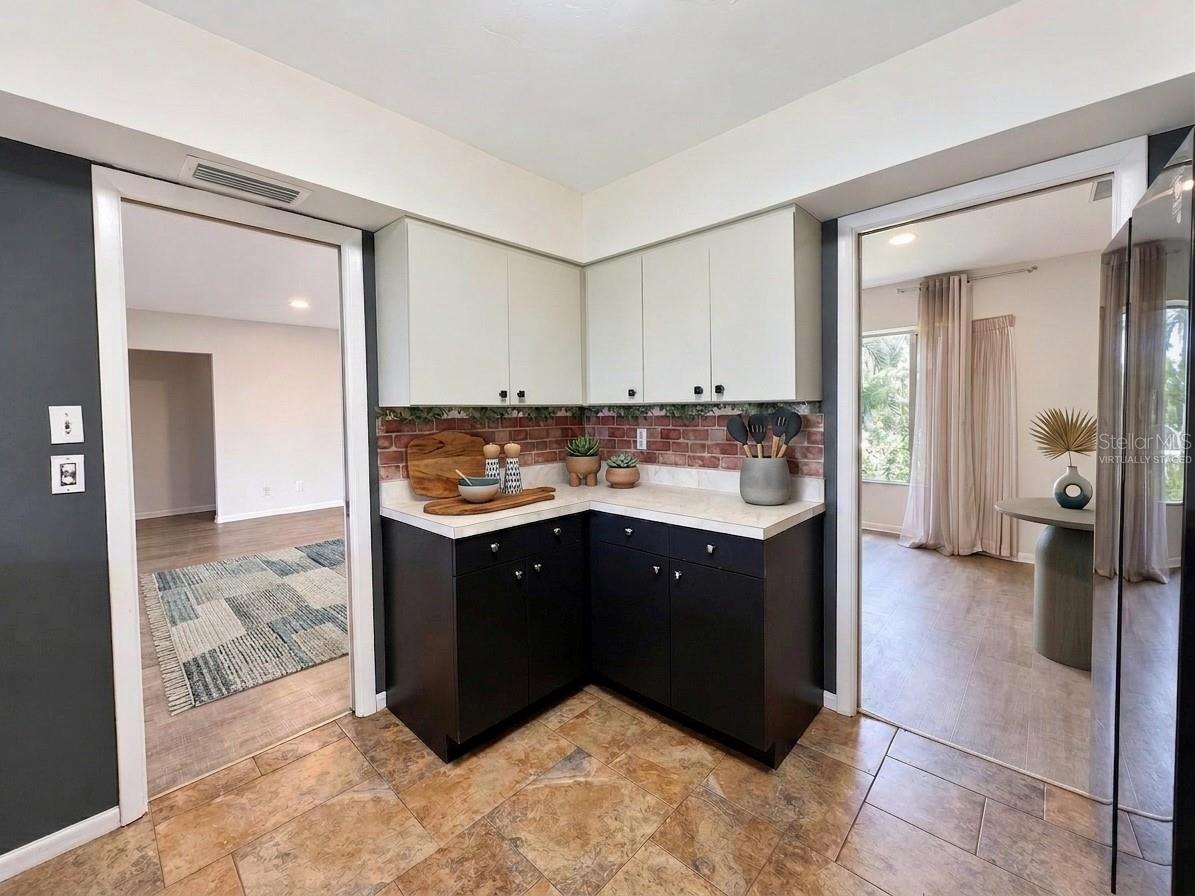 VENICE GARDENS UNIT 11 - Residential