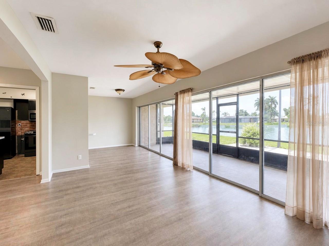 VENICE GARDENS UNIT 11 - Residential
