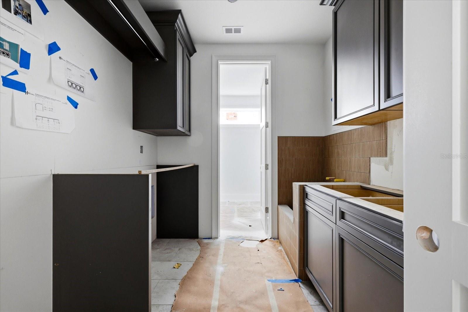 MARYLAND MANOR 2ND UNIT - Residential