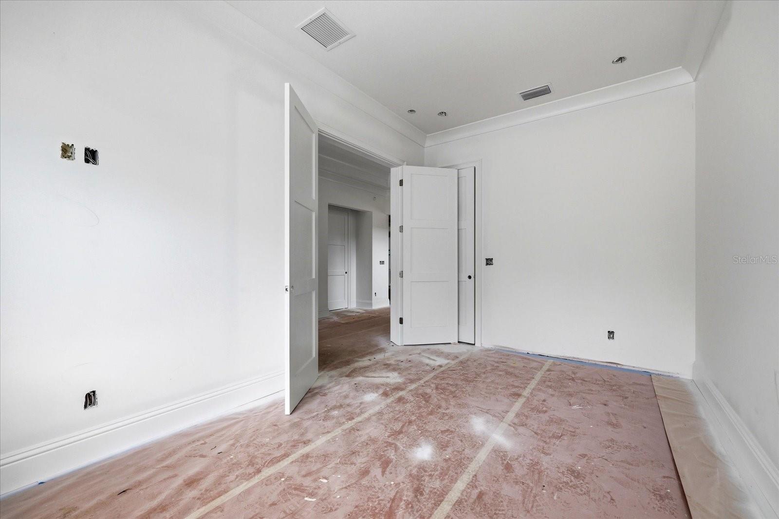 MARYLAND MANOR 2ND UNIT - Residential