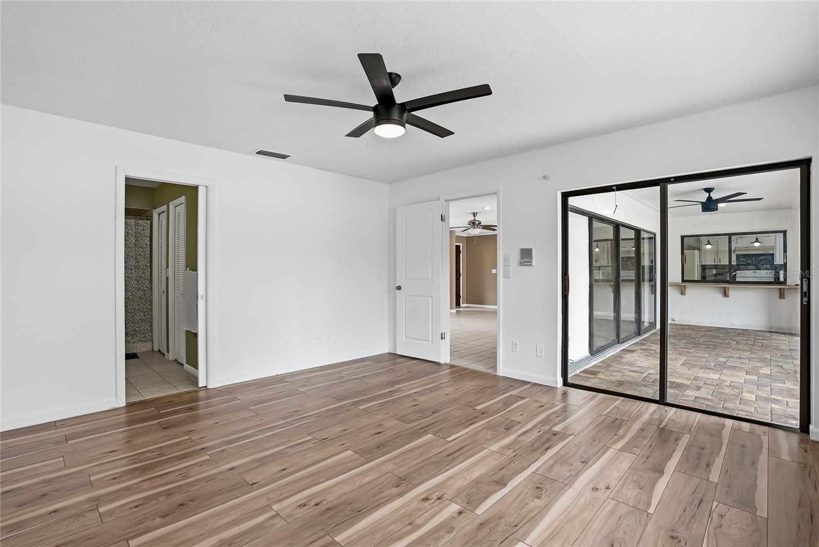 WOODFIELD VILLAGE UNIT 3 - Residential