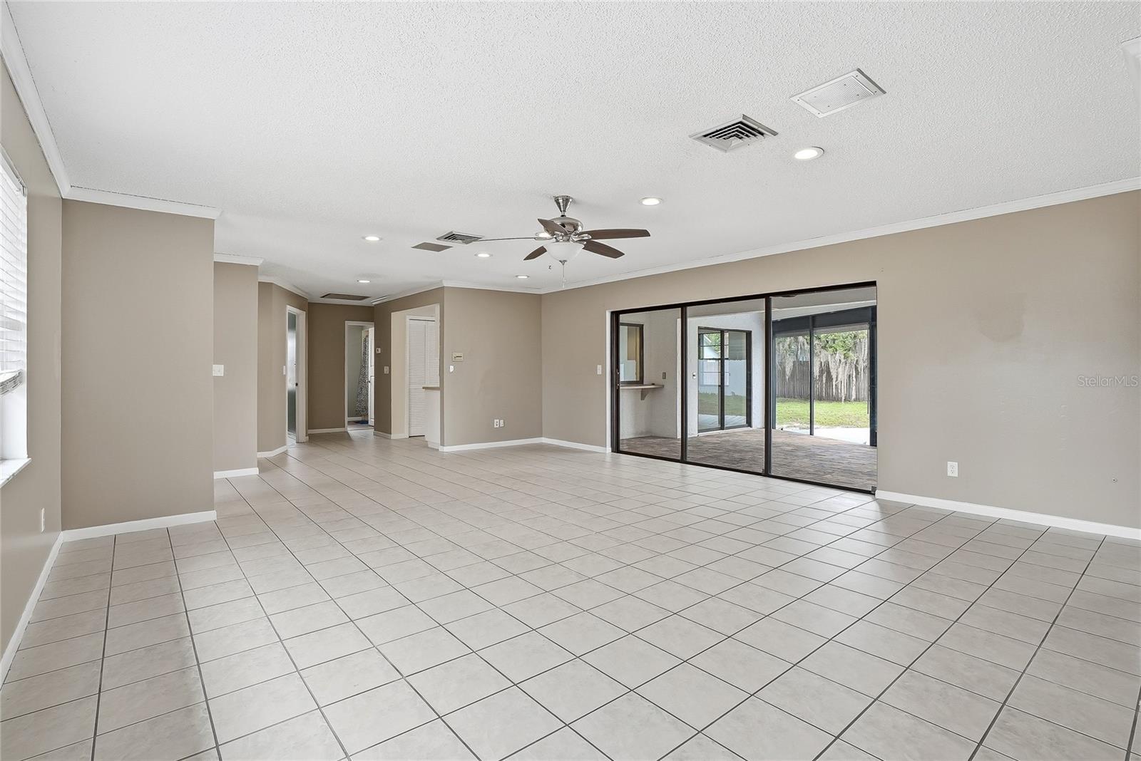 WOODFIELD VILLAGE UNIT 3 - Residential