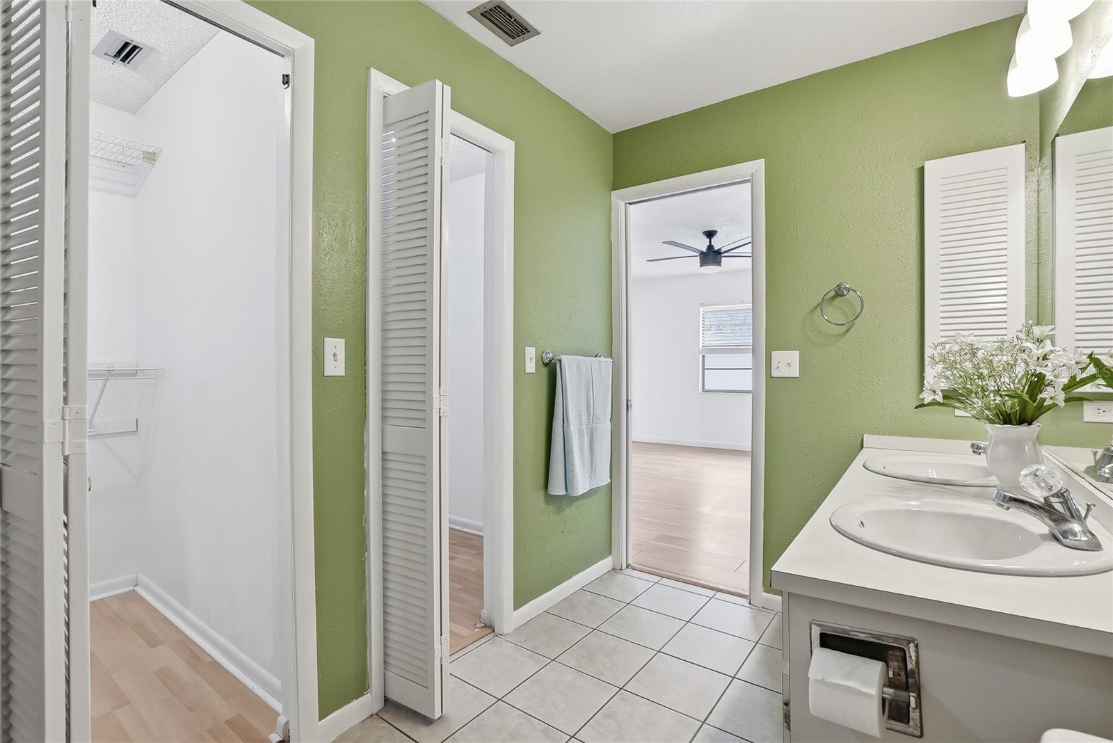 WOODFIELD VILLAGE UNIT 3 - Residential