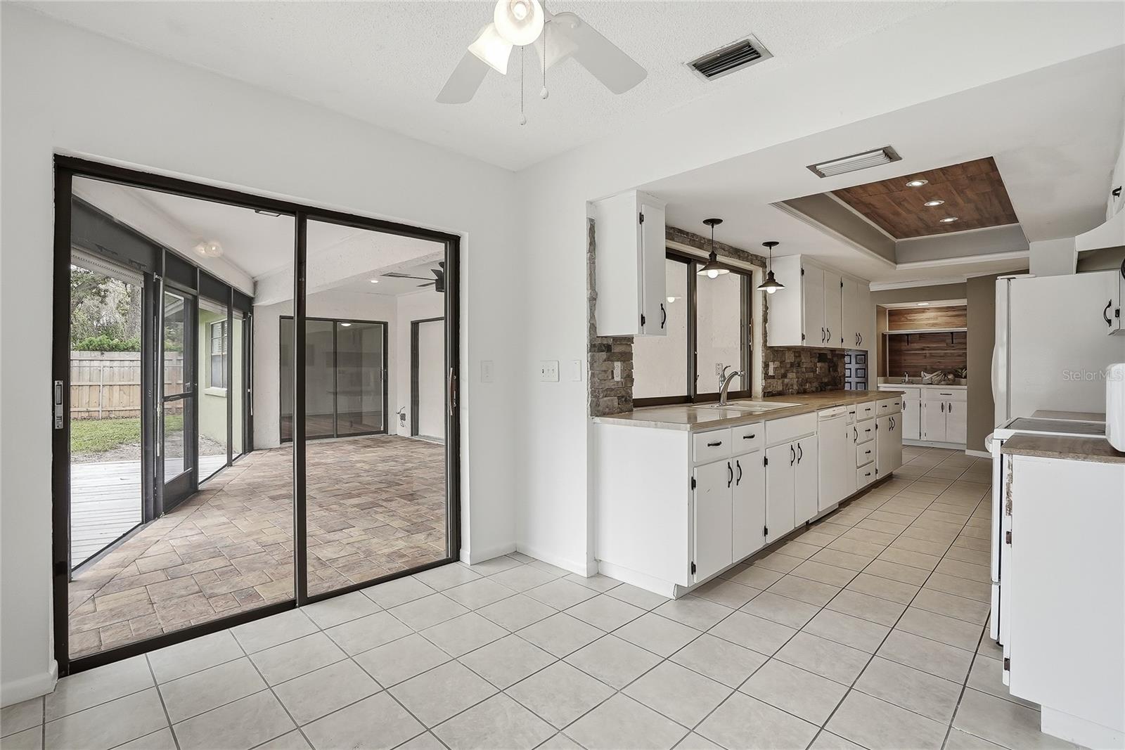 WOODFIELD VILLAGE UNIT 3 - Residential