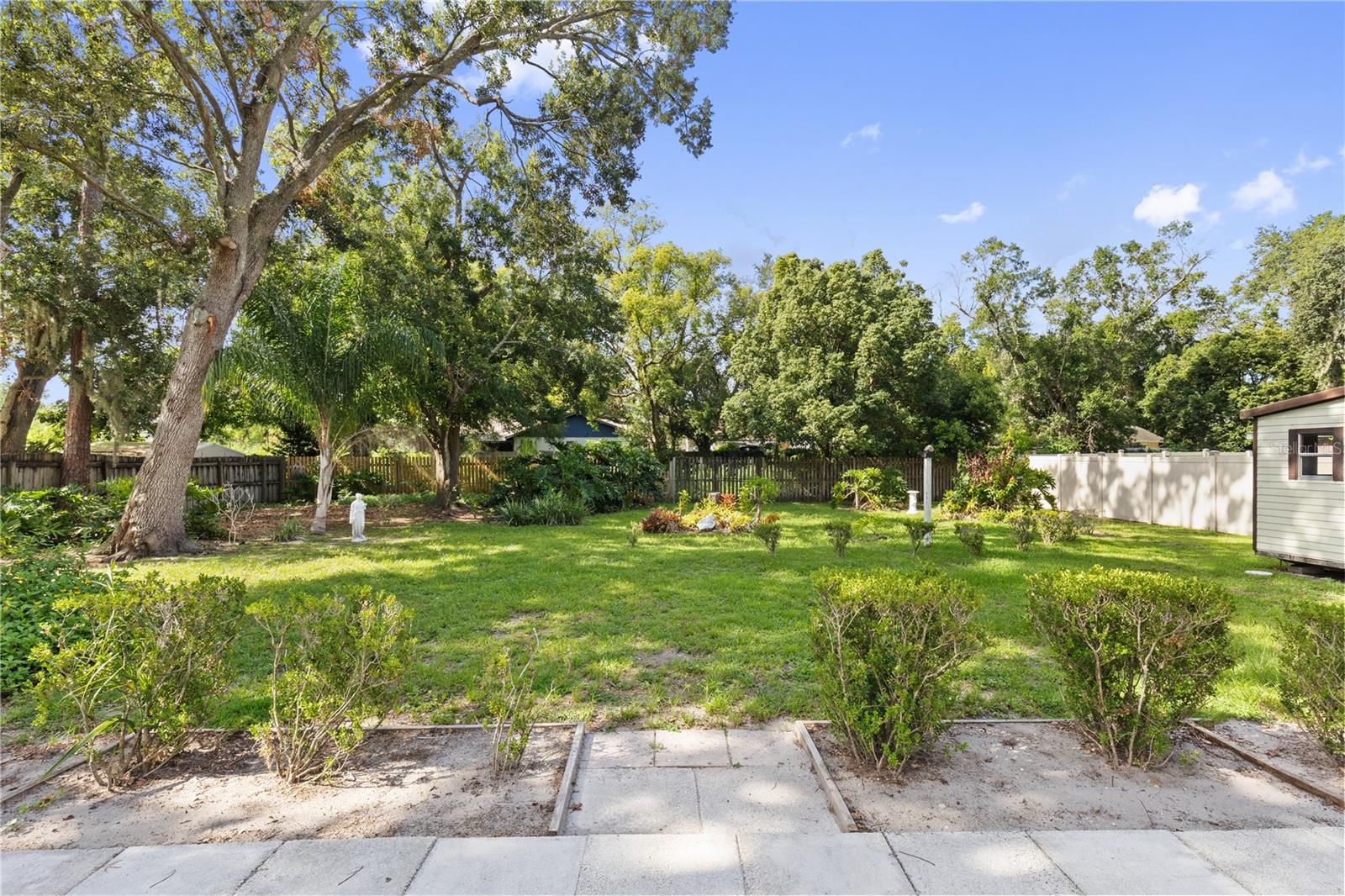 BRANDON COUNTRY ESTATES - Residential