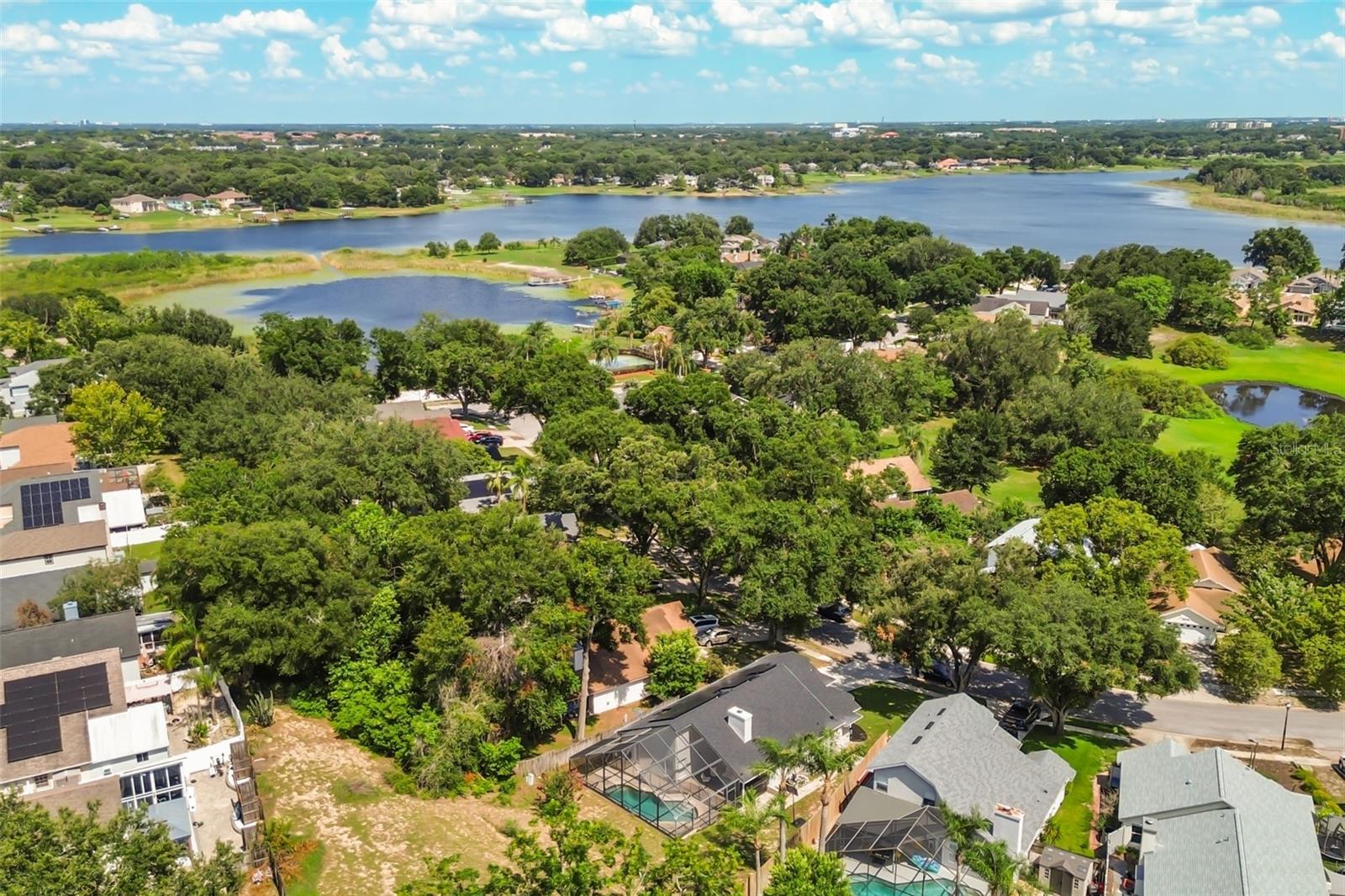 SUMMER LAKES - Residential