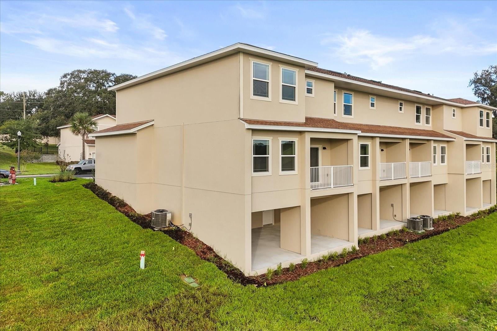 LAKEFRONT VILLAGE - Residential
