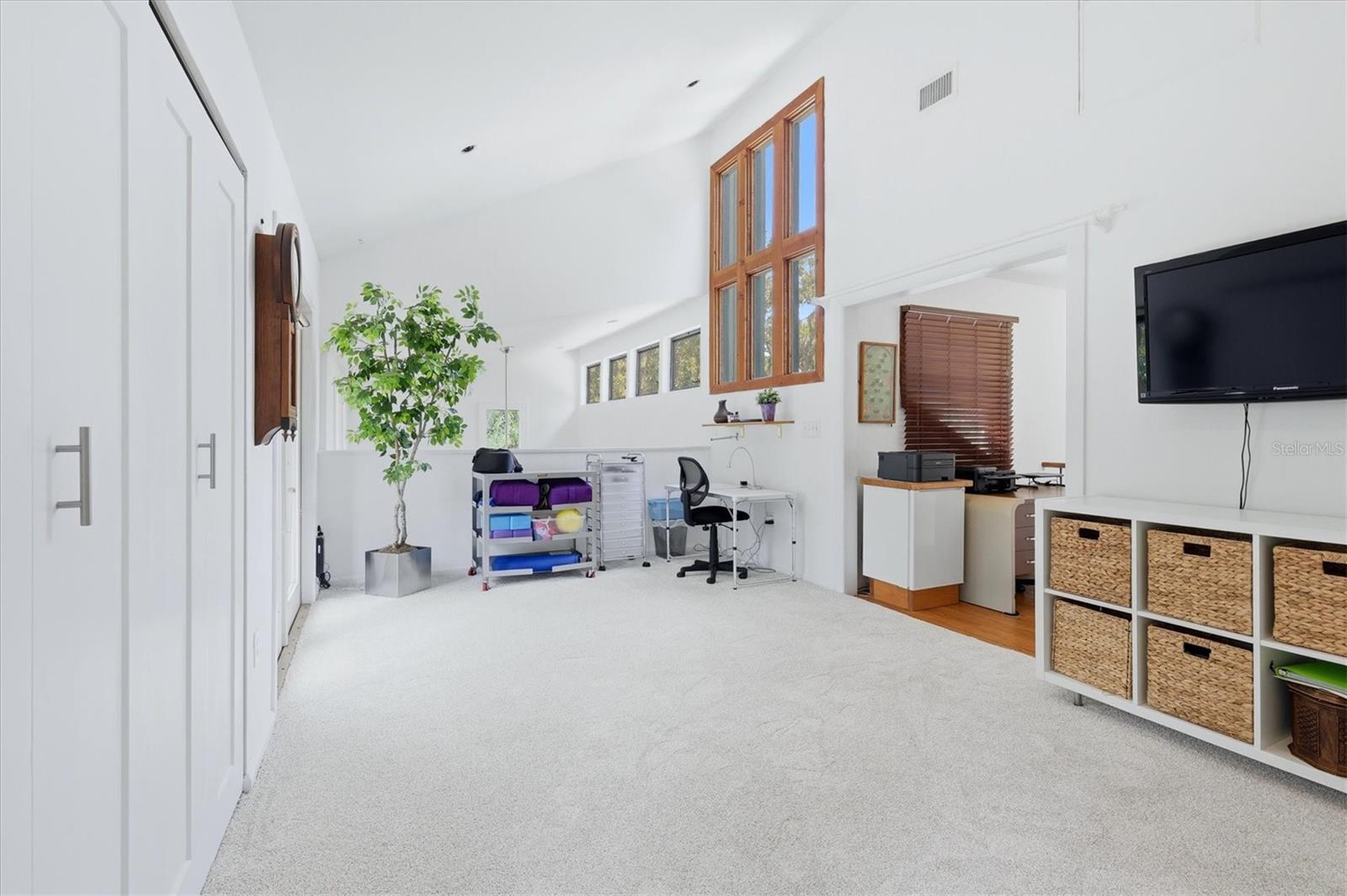 BRADEN OAKS - Residential