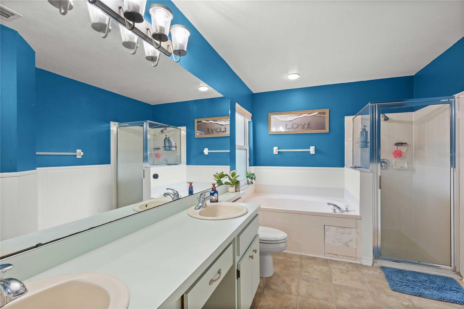 BLOOMINGDALE - Residential