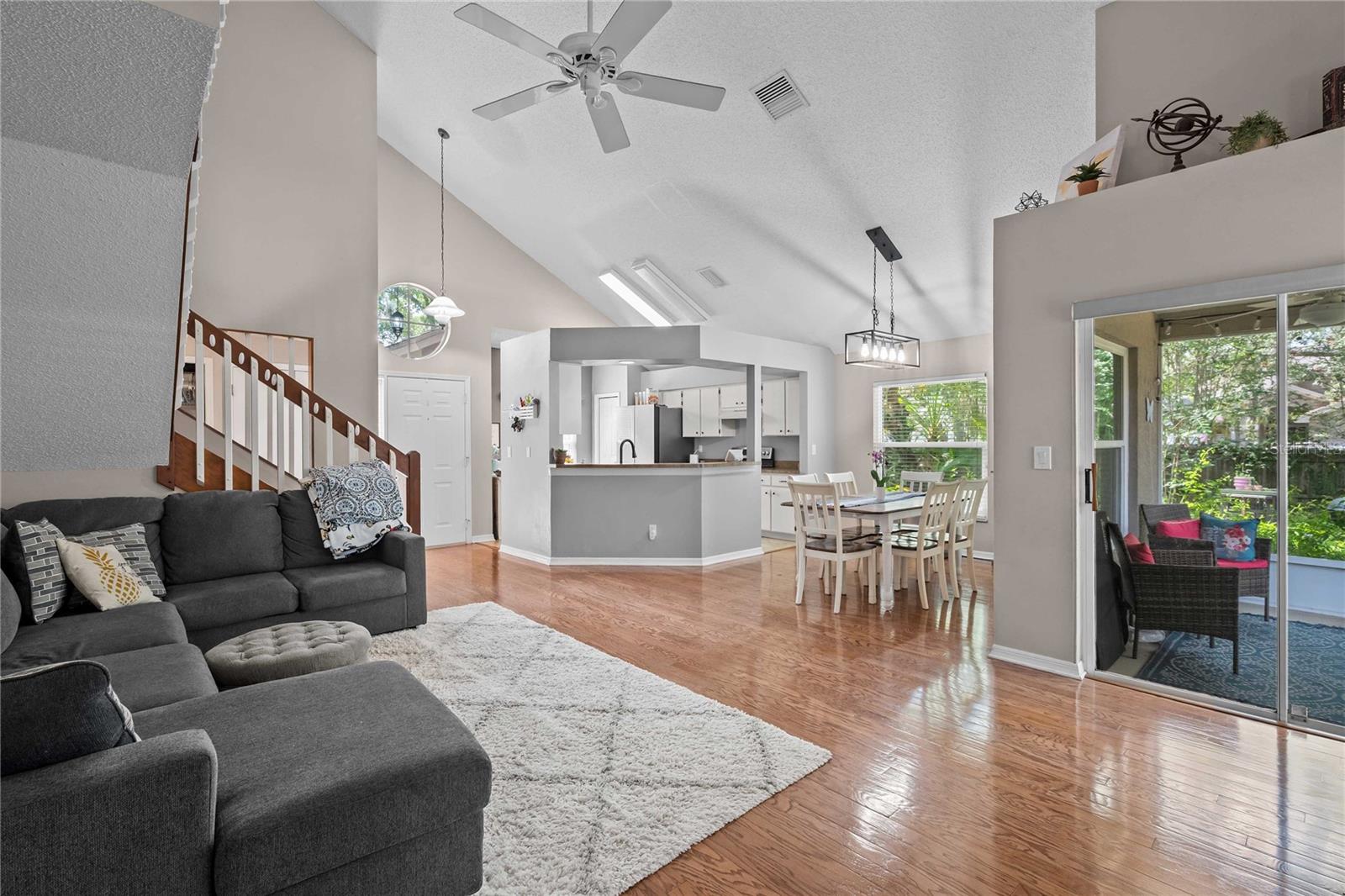 BLOOMINGDALE - Residential