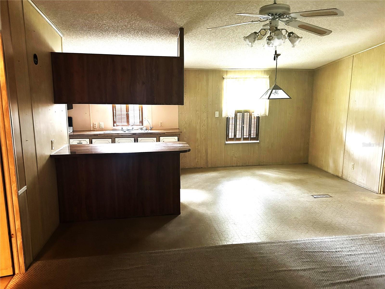APACHE SHORES - Residential