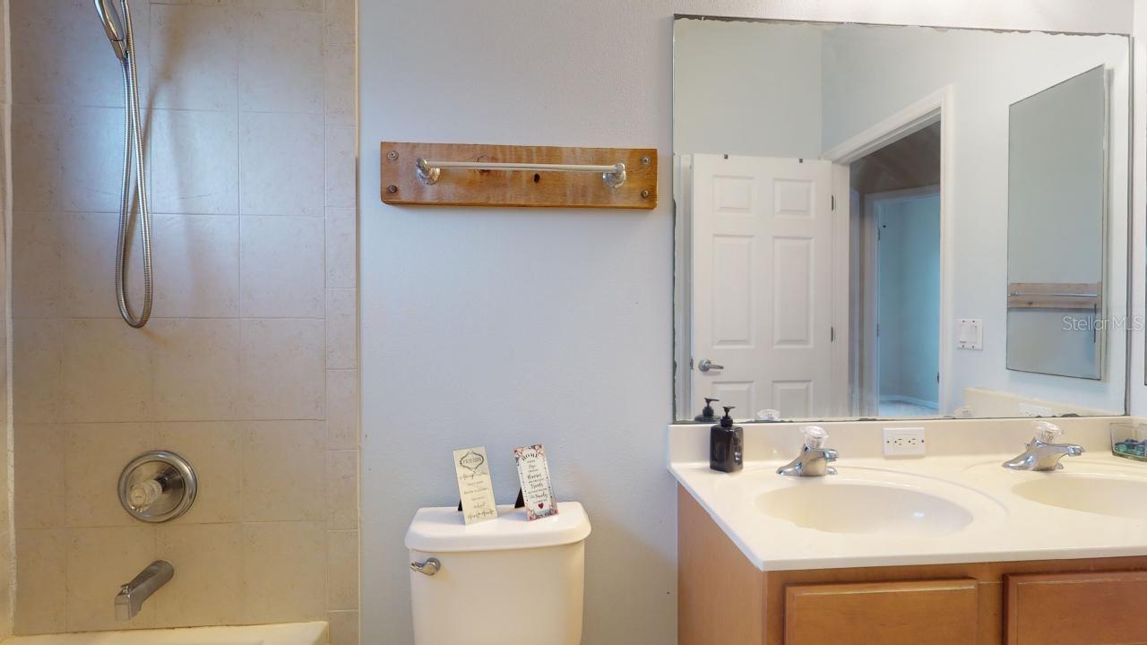 KENSINGTON MANOR L & O - Residential