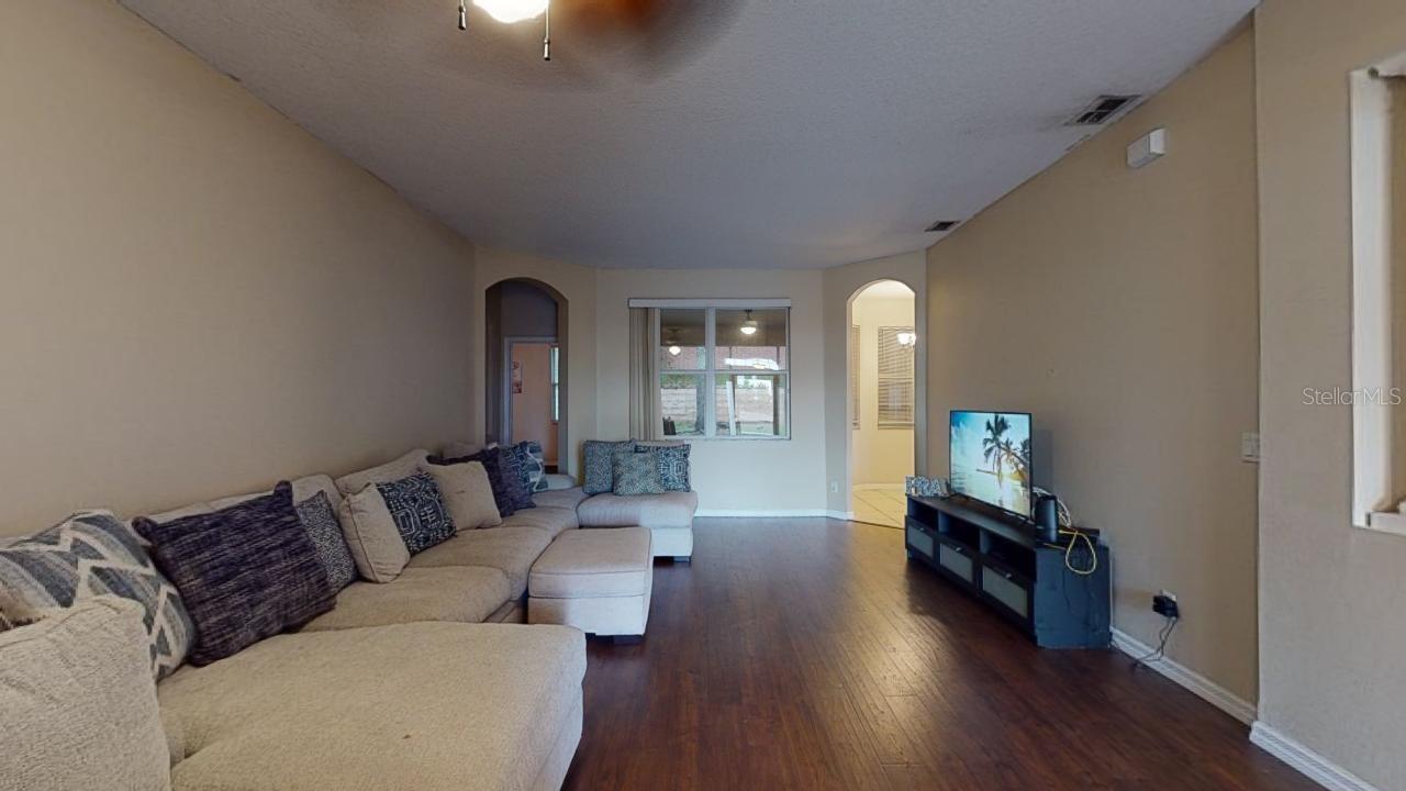 KENSINGTON MANOR L & O - Residential