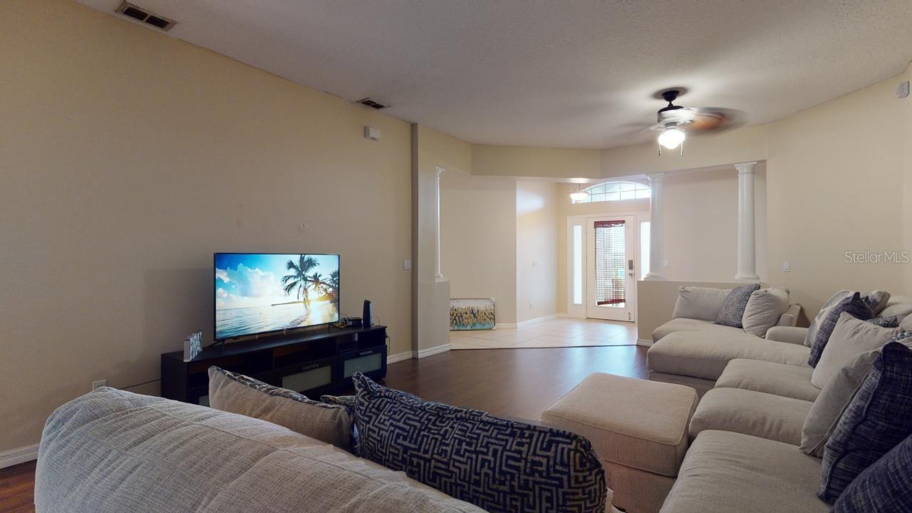 KENSINGTON MANOR L & O - Residential