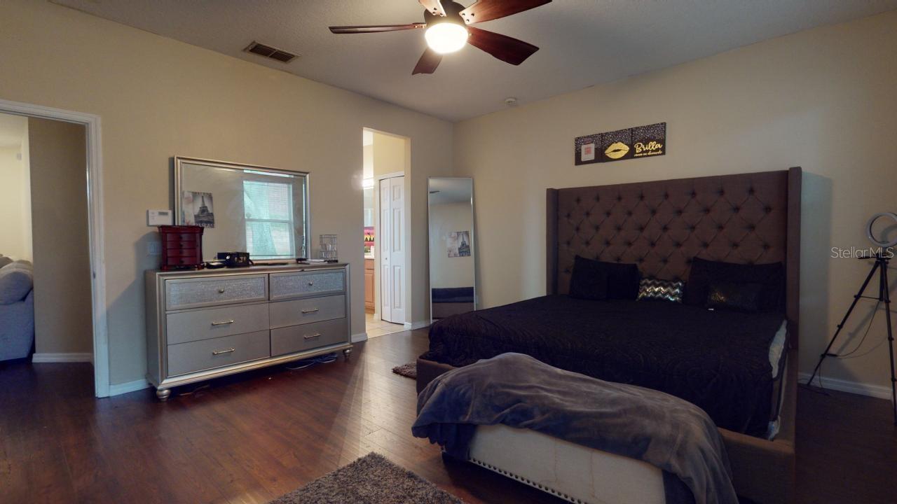 KENSINGTON MANOR L & O - Residential