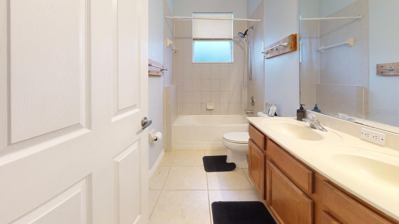 KENSINGTON MANOR L & O - Residential
