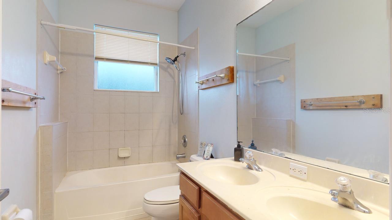 KENSINGTON MANOR L & O - Residential