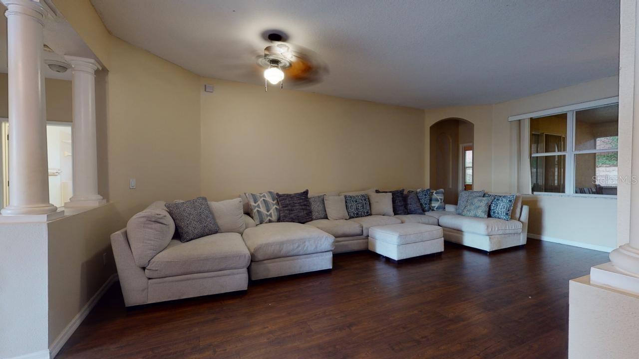 KENSINGTON MANOR L & O - Residential